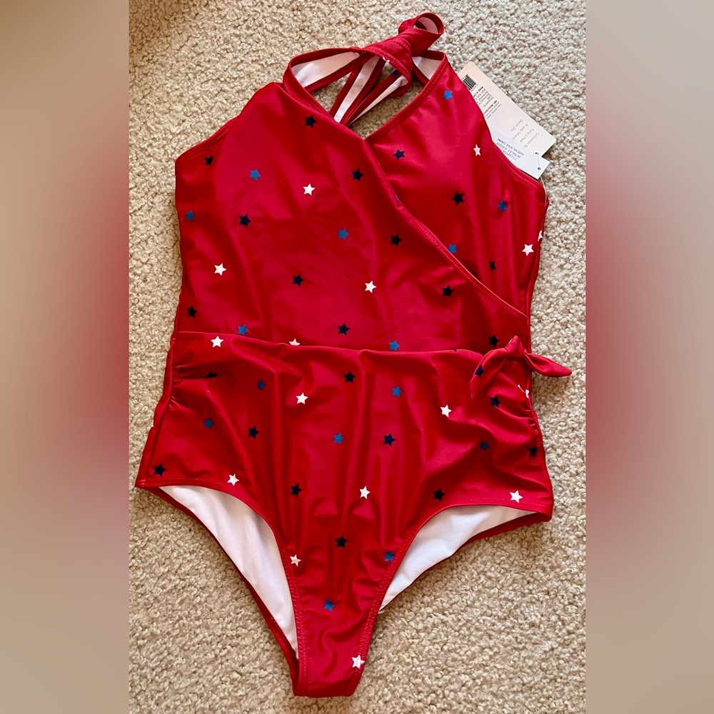 Red Star-Patterned Women’s One Piece Swimsuit